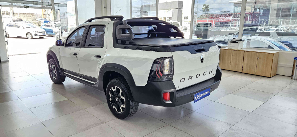 renault oroch 1.3 tce flex outsider x-tronic 2022/235