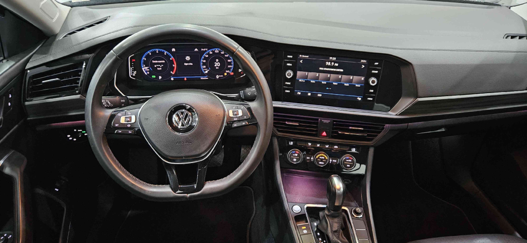 volkswagen jetta 1.4 250 tsi total flex comfortline tiptronic 2020