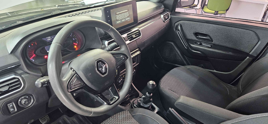 renault oroch 1.6 16v sce flex intense manual 2023