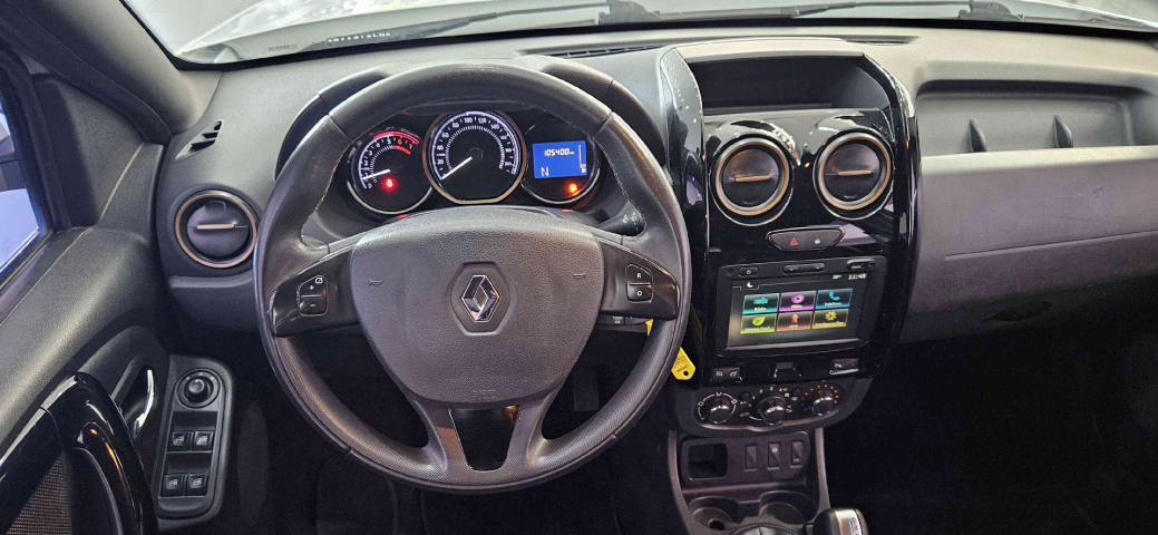 renault duster 2.0 dynamique 4x2 16v flex 4p automatico 2017