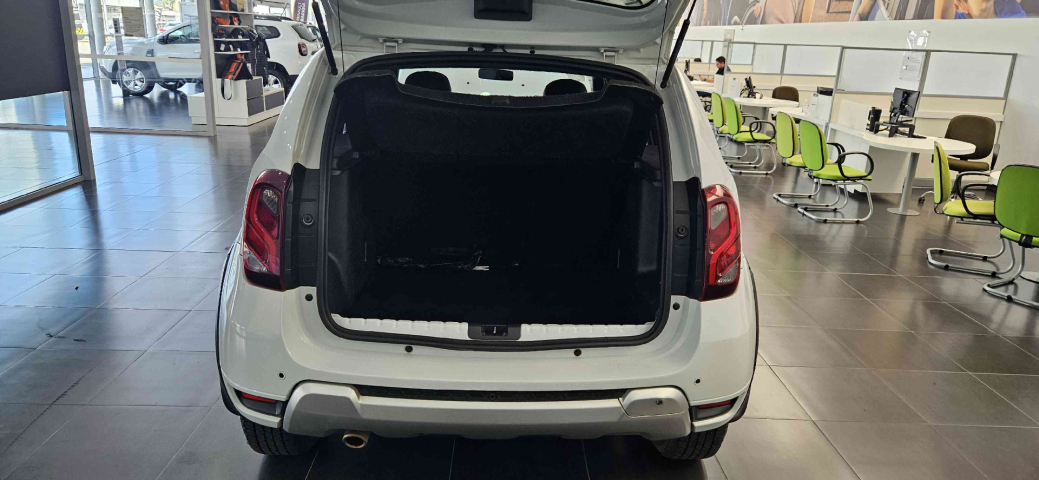 renault duster 2.0 dynamique 4x2 16v flex 4p automatico 2017