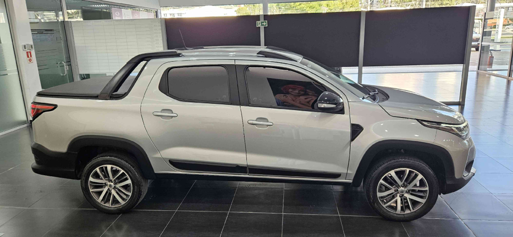 fiat strada 1.3 firefly flex volcano cd cvt 2024