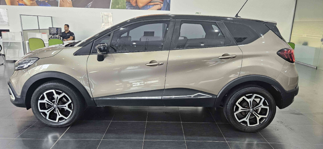 renault captur 1.3 tce flex iconic x-tronic 4p automatico 2022