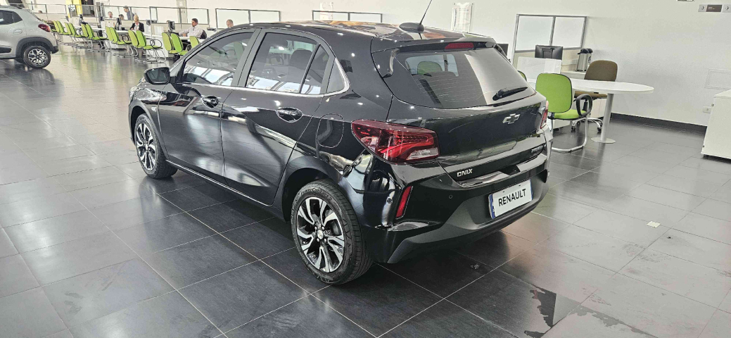 chevrolet onix 1.0 turbo flex premier automatico 4p 2025