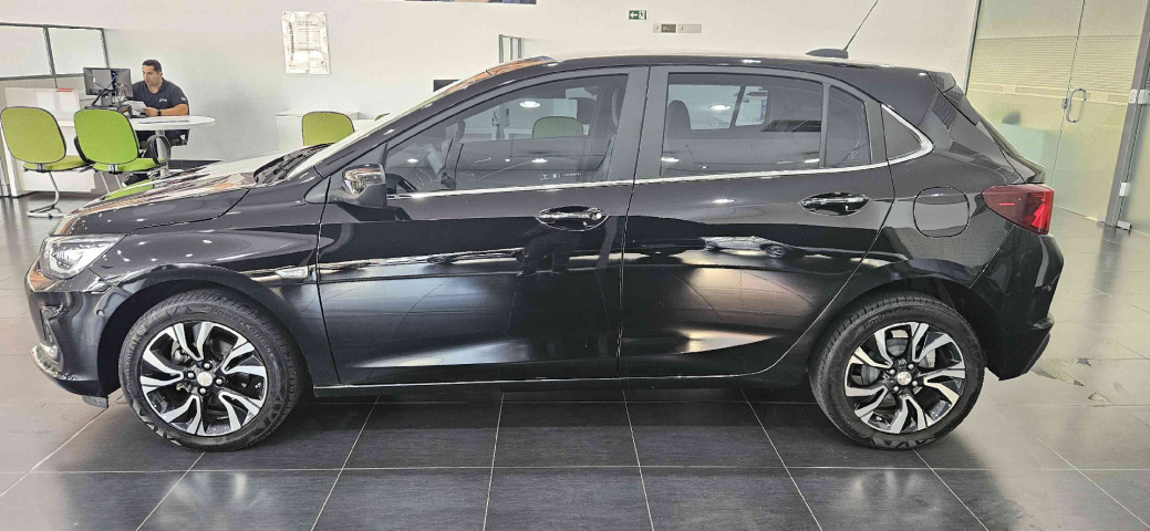 chevrolet onix 1.0 turbo flex premier automatico 4p 2025