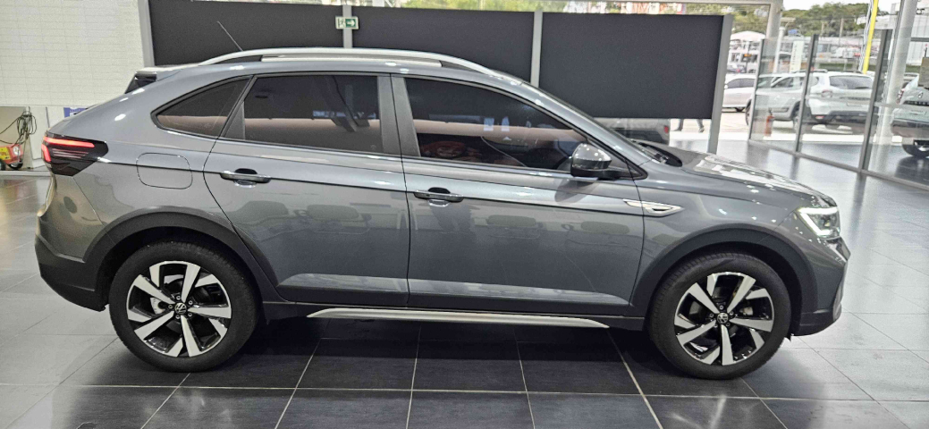 volkswagen nivus 1.0 200 tsi total flex highline automatico 4p 2024