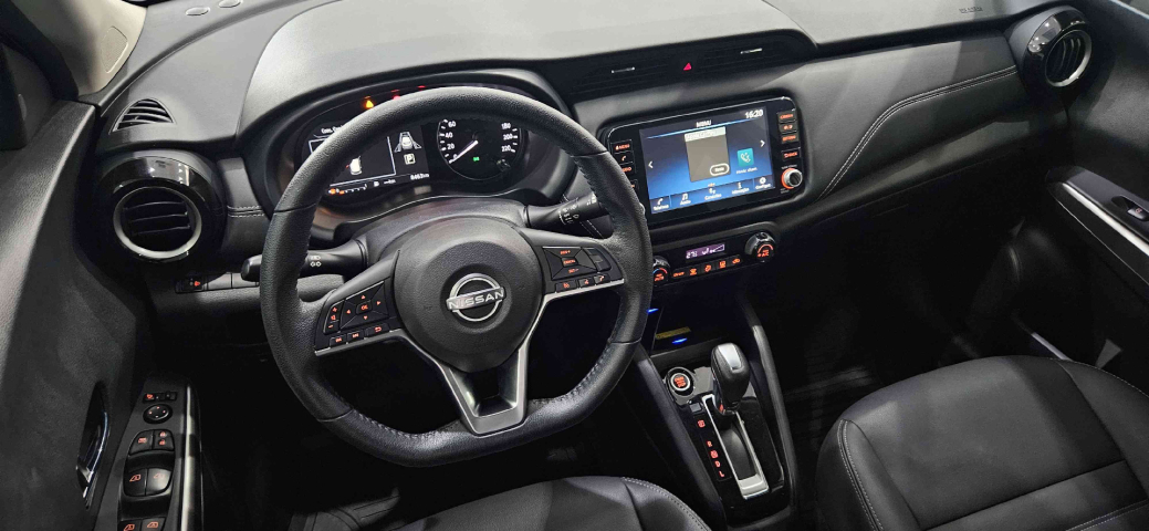 nissan kicks 1.6 16v flexstart exclusive xtronic flex 4p automatico 2024