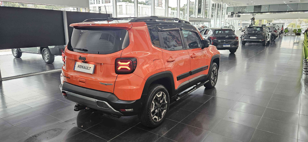 jeep renegade 1.3 t270 turbo flex trailhawk 4x4 at9 4p automatico 2023