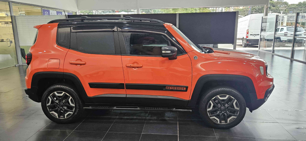jeep renegade 1.3 t270 turbo flex trailhawk 4x4 at9 4p automatico 2023