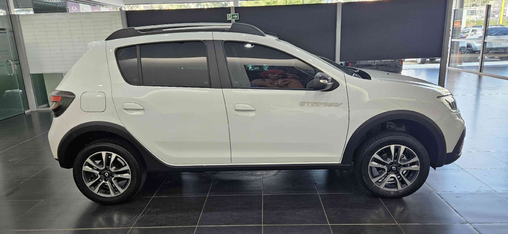 renault stepway 1.6 16v sce flex iconic x-tronic 4p automatico 2024