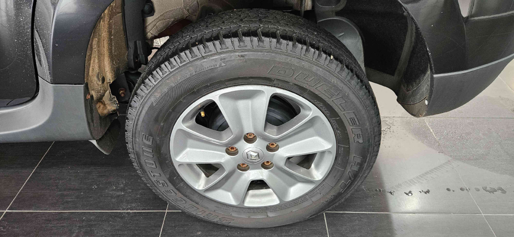 renault duster 1.6 16v sce flex authentique x-tronic 4p automatico 2020