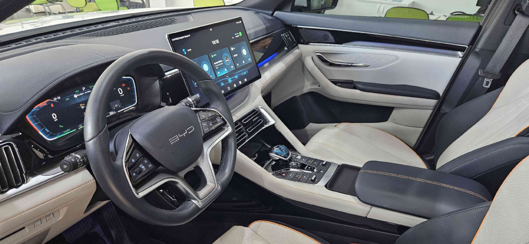 byd song plus 1.5 dm-i hibrido automatico 4p 2025