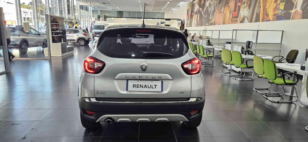 renault captur 1.3 tce flex intense x-tronic 4p automatico 2022