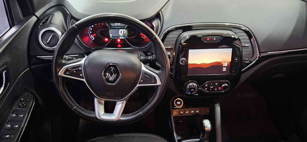 renault captur 1.3 tce flex intense x-tronic 4p automatico 2022