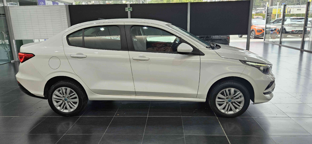 fiat cronos 1.0 firefly flex drive manual 4p 2024
