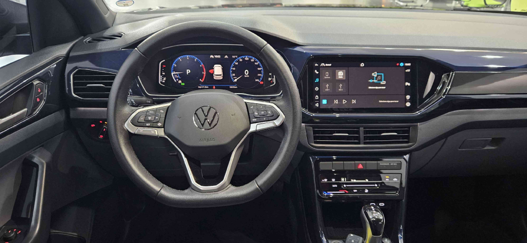 volkswagen t-cross 1.0 200 tsi total flex comfortline automatico 4p 2024