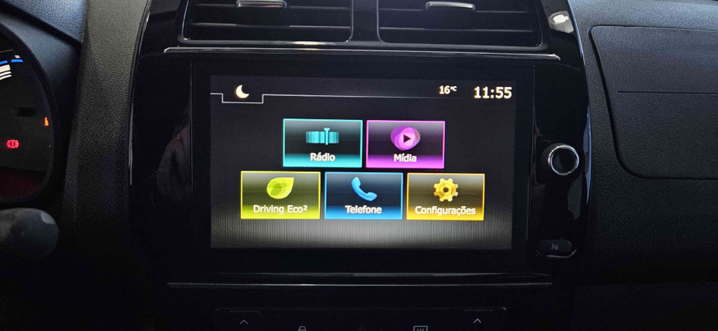 kwid intense 1.0 flex manual 2023/2413
