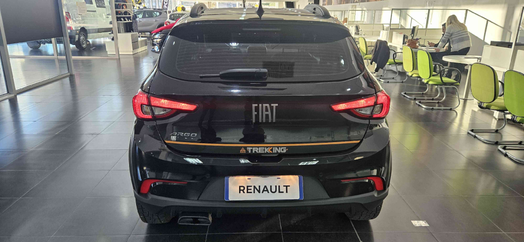 fiat argo 1.3 firefly flex trekking manual 4p 2025