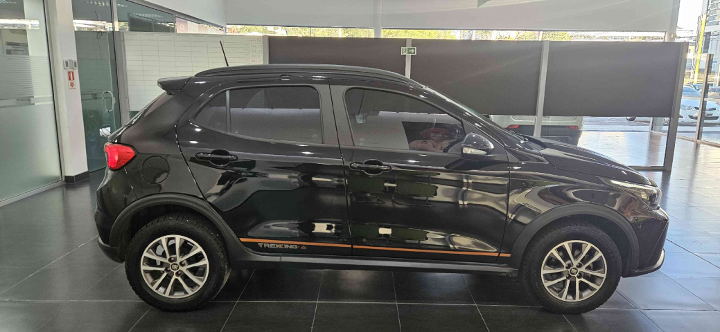 fiat argo 1.3 firefly flex trekking manual 4p 2025
