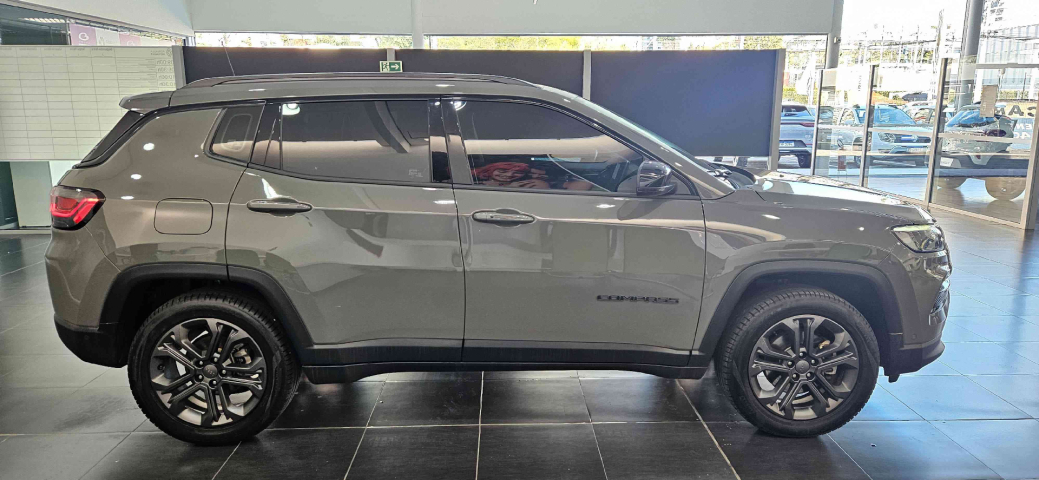 jeep compass 1.3 t270 turbo flex longitude at6 4p automatico 2024