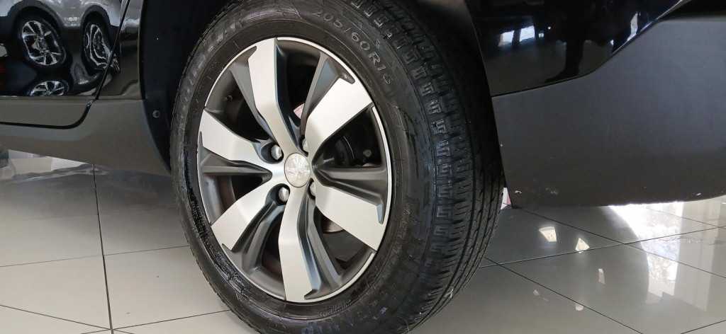 peugeot 2008 1.6 16v flex griffe 4p automatico 2017