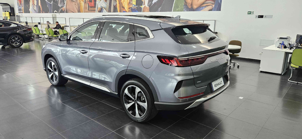 byd song plus 1.5 dm-i hibrido automatico 4p 2024