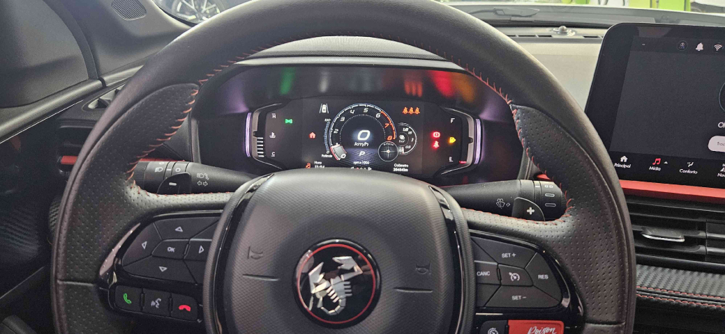 fiat fastback 1.3 turbo 270 flex abarth at6 4p automatico 2024