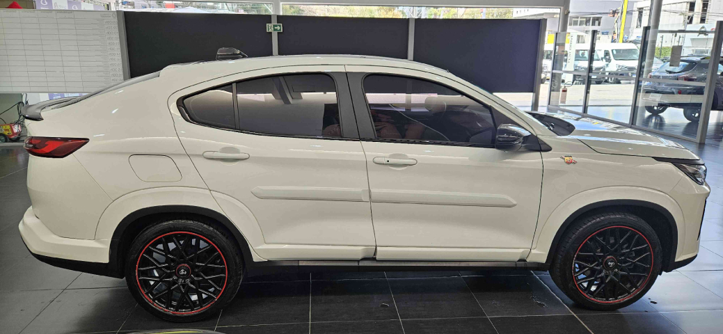 fiat fastback 1.3 turbo 270 flex abarth at6 4p automatico 2024