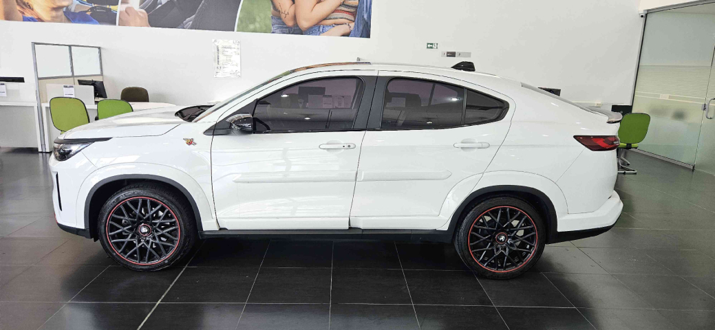 fiat fastback 1.3 turbo 270 flex abarth at6 4p automatico 2024