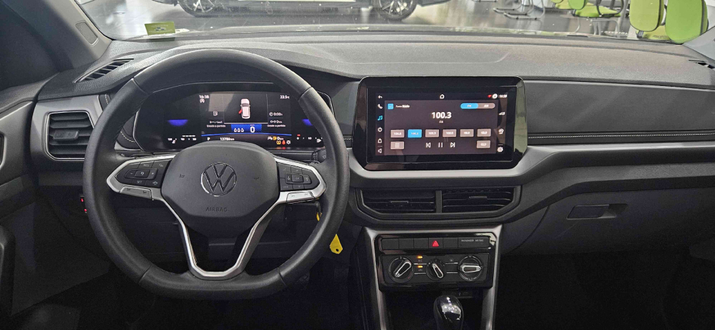 volkswagen t-cross 1.0 200 tsi total flex automatico 4p 2025