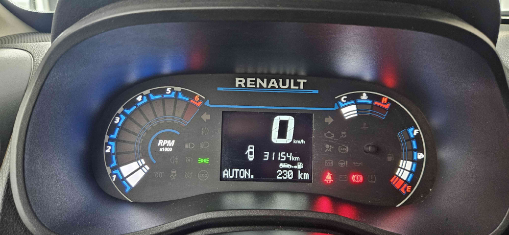 renault kwid 1.0 12v sce flex outsider manual 4p 2025