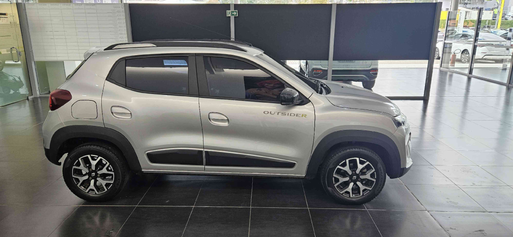 renault kwid 1.0 12v sce flex outsider manual 4p 2025