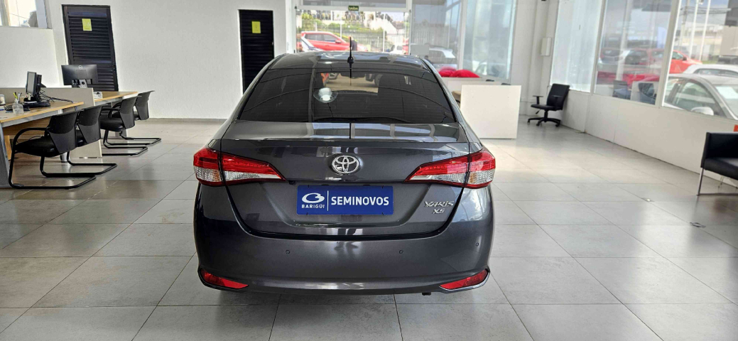 toyota yaris 1.5 16v flex sedan xs multidrive 4p automatico 2024