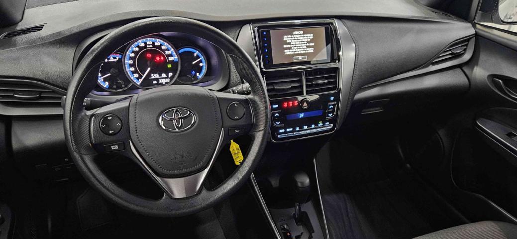 toyota yaris 1.5 16v flex xl multidrive 4p automatico 2025