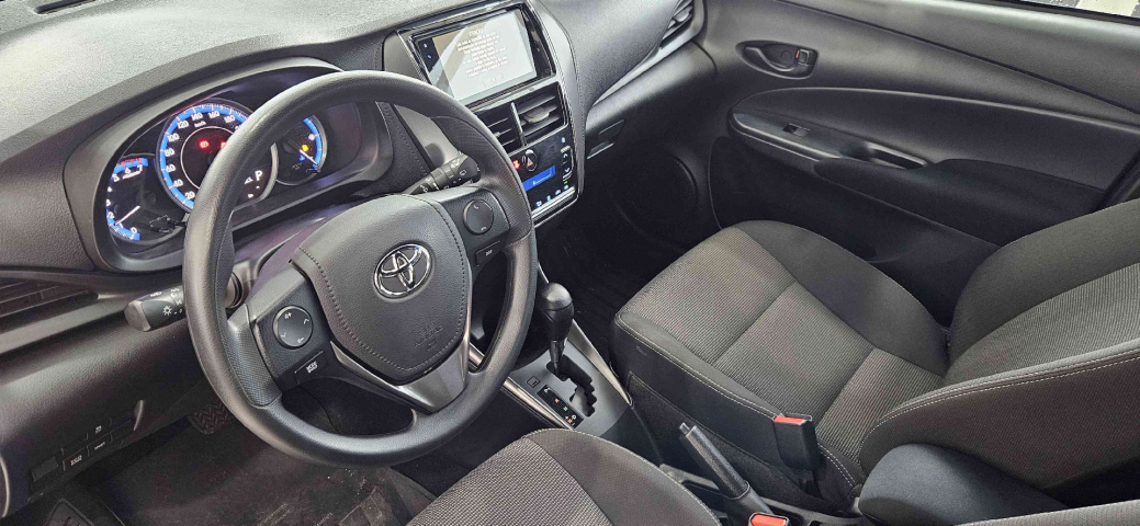 toyota yaris 1.5 16v flex xl multidrive 4p automatico 2025