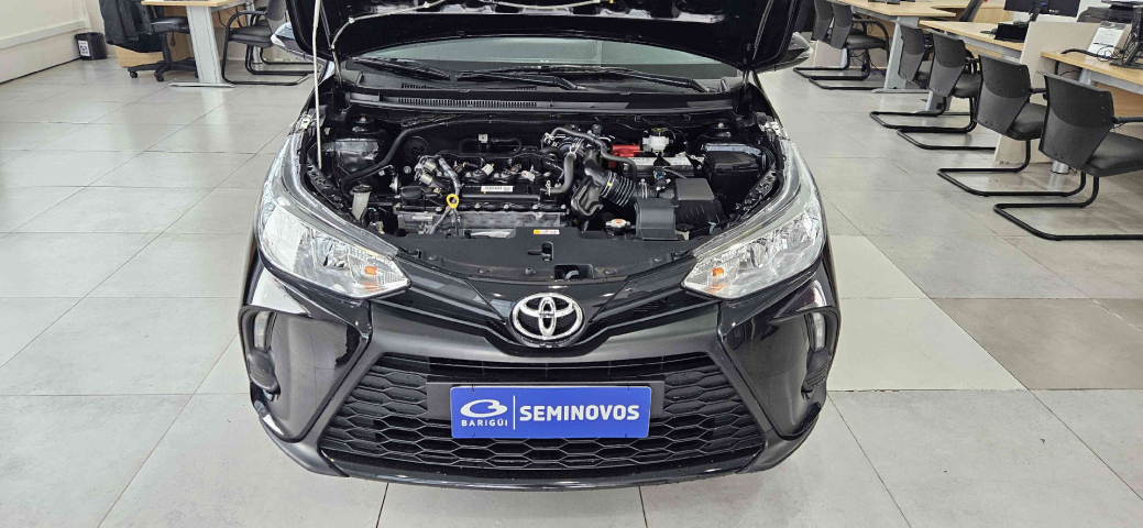 toyota yaris 1.5 16v flex xl multidrive 4p automatico 2025