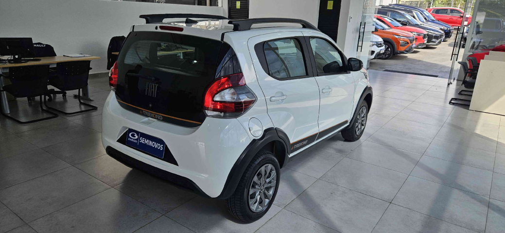 fiat mobi 1.0 evo flex trekking manual 4p 2025