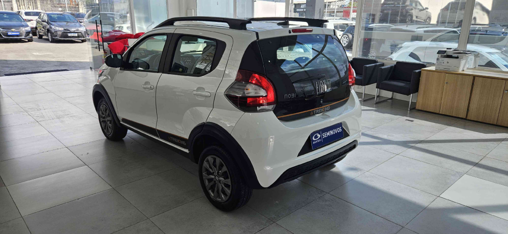 fiat mobi 1.0 evo flex trekking manual 4p 2025