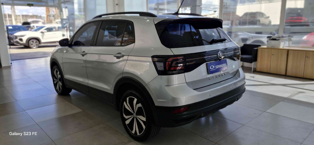 volkswagen t-cross 1.0 200 tsi total flex automatico 4p 20215 volkswagen t-cross 1.0 200 tsi total flex automatico 4p 20215