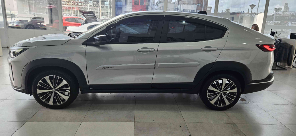 fiat fastback 1.0 turbo 200 flex audace cvt 4p automatico 20254 fiat fastback 1.0 turbo 200 flex audace cvt 4p automatico 20254