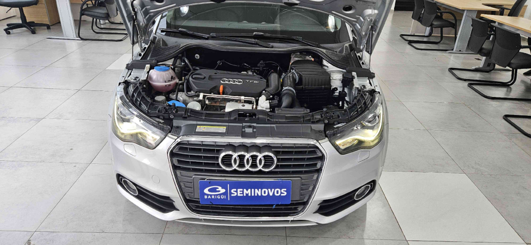 audi a1 1.4 tfsi attraction 16v 122cv gasolina 4p automatico 20139 audi a1 1.4 tfsi attraction 16v 122cv gasolina 4p automatico 20139