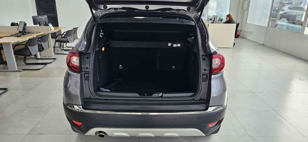 renault captur 1.6 16v sce flex bose x-tronic 4p automatico 20218