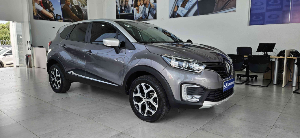 renault captur 1.6 16v sce flex bose x-tronic 4p automatico 20211