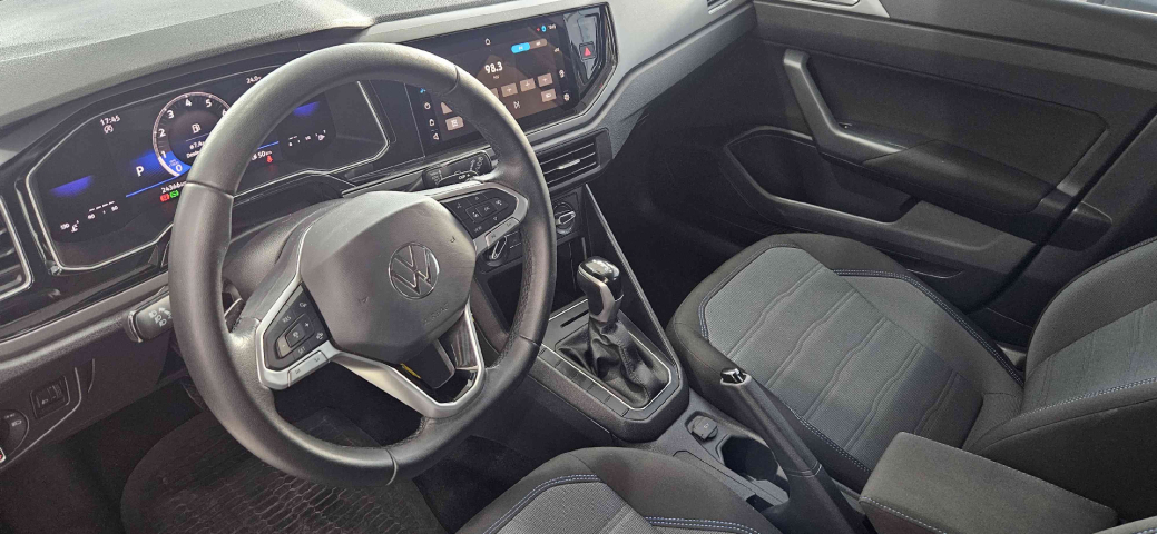 volkswagen nivus 1.0 200 tsi total flex comfortline automatico 4p 202410