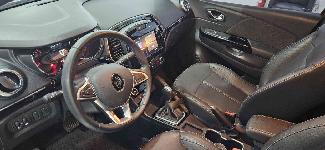 renault captur 1.3 tce flex iconic x-tronic 4p automatico 202310