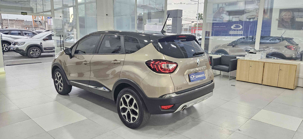 renault captur 1.3 tce flex iconic x-tronic 4p automatico 20235