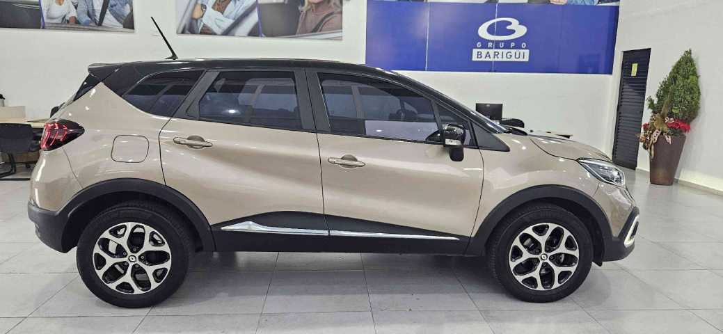 renault captur 1.3 tce flex iconic x-tronic 4p automatico 2023