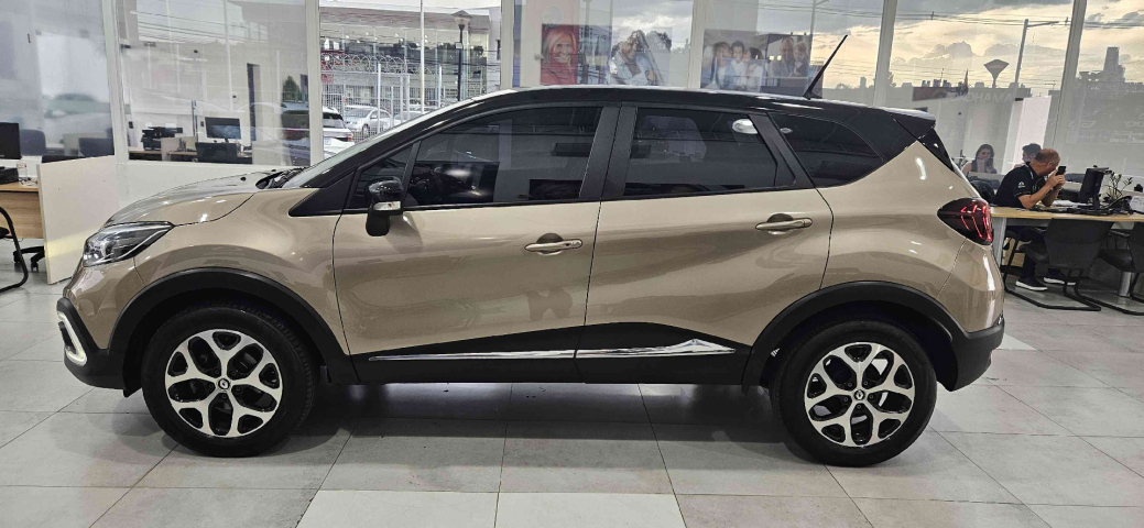 renault captur 1.3 tce flex iconic x-tronic 4p automatico 20234