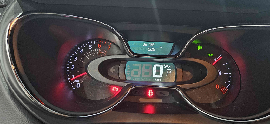 renault captur 1.3 tce flex iconic x-tronic 4p automatico 202313