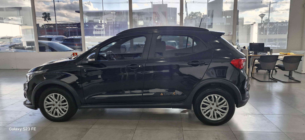 fiat argo 1.3 firefly flex trekking manual 4p 20203